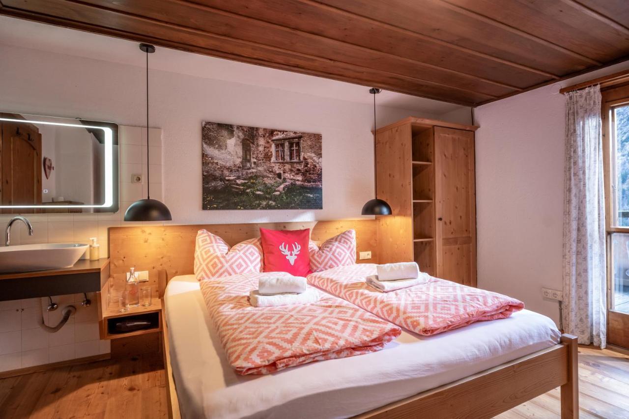 Berg'K'Hof Kaisertal - Alpine Hideaway 埃布斯镇 外观 照片